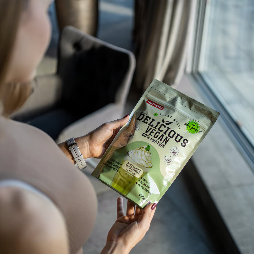Augaliniai baltymai „Nutrend Delicious Vegan Protein“